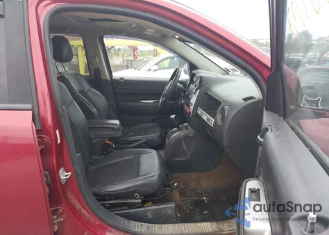 2014 Jeep Compass Latitude из США, поврежденный, VIN 1C4NJCEAXED536427